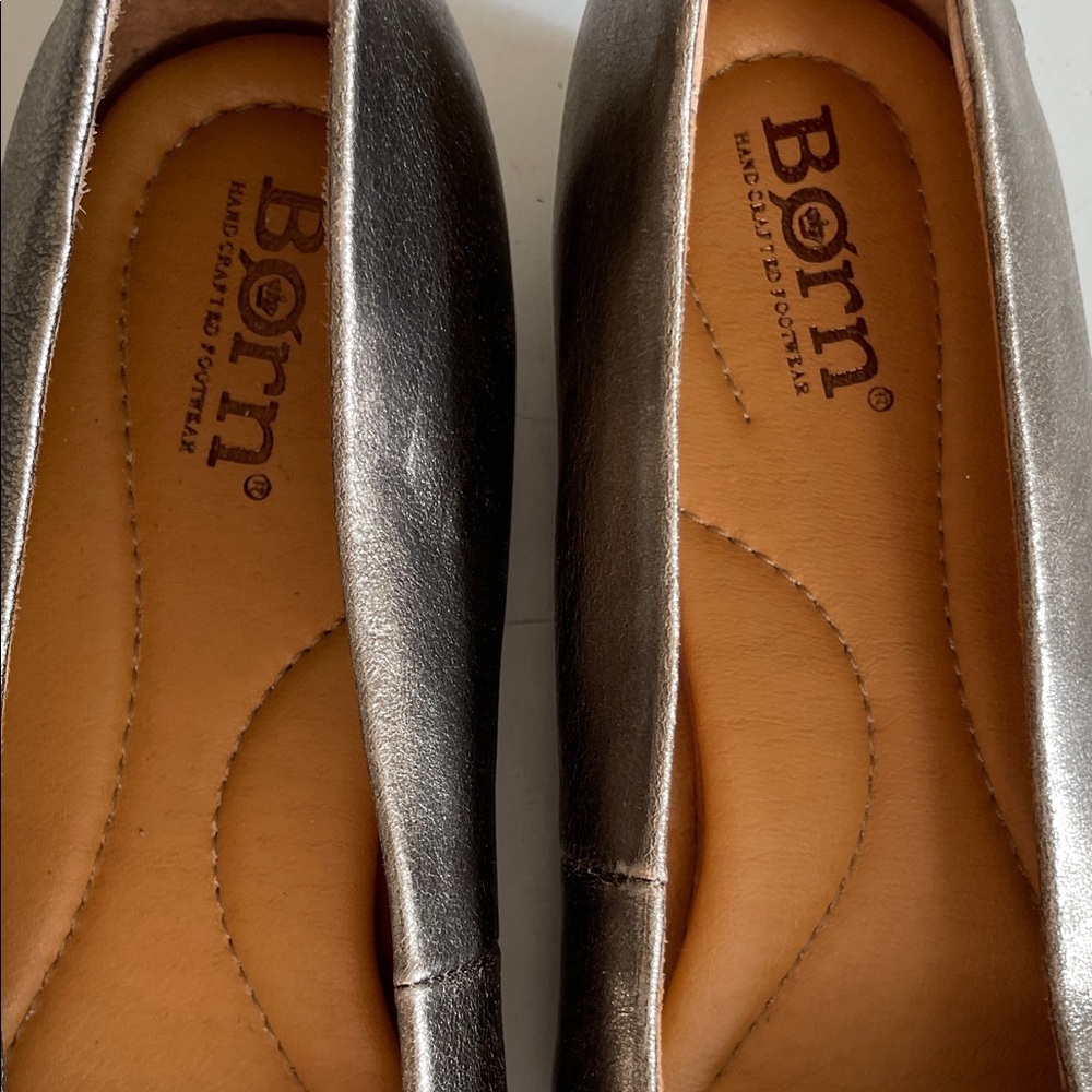 Born Women's Shimmering Gold Leather Flats - Picture 8 of 8